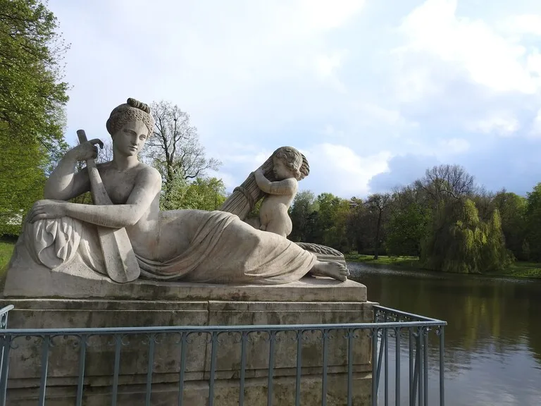 ワルシャワのラジエンキ公園（Łazienki Park）
