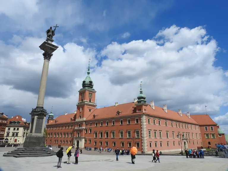 ポーランドの世界遺産、ワルシャワ・歴史的地区にあるワルシャワ王宮