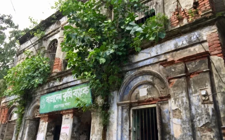 バングラデシュ・モングラの古い建物