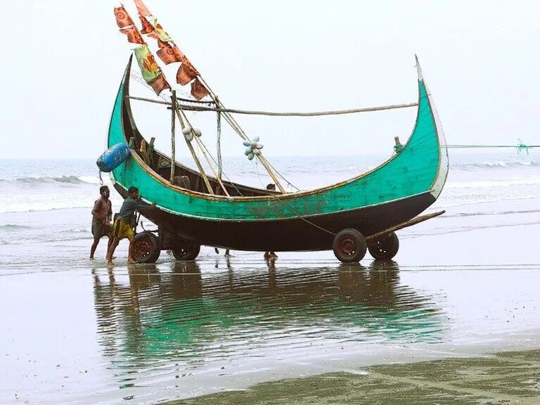 バングラデシュのコックスバザール（Cox’s Bazar）の漁船