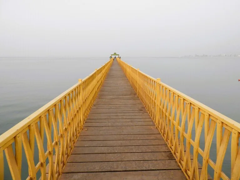 クウェートの観光、クウェートタワー・フィッシングランプ(Kuwait Tower Fishing Ramp)
