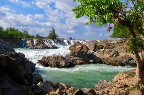 ラオスのコーン・パペン滝（Khone Phapheng Waterfall）