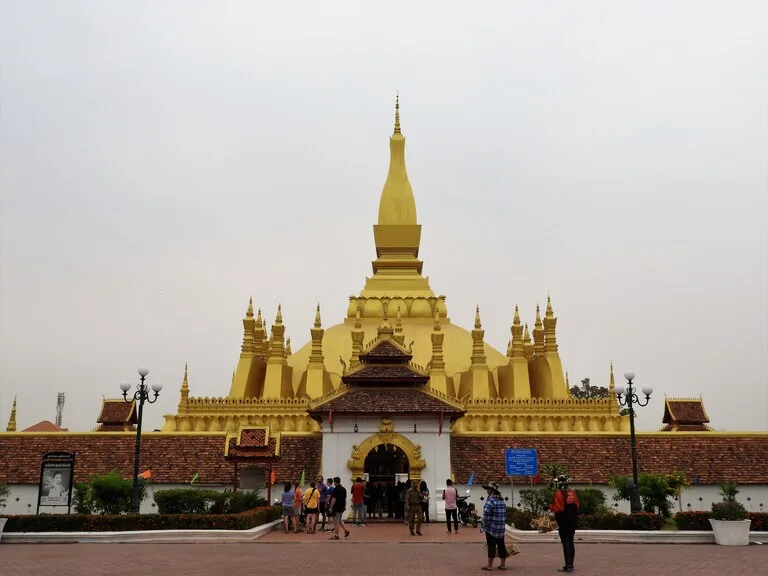 ラオスのビエンチャンにあるタート ルアン