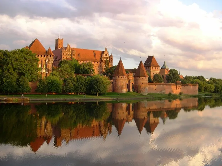 ポーランドの世界遺産マルボルク城（Malbork Castle）の外観