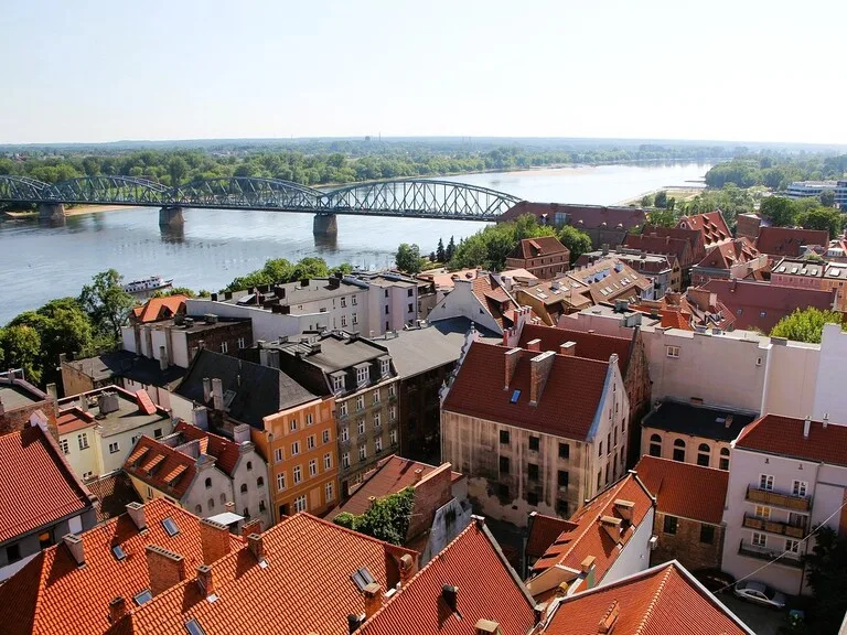 ポーランドの観光名所中世都市トルンビスワ川