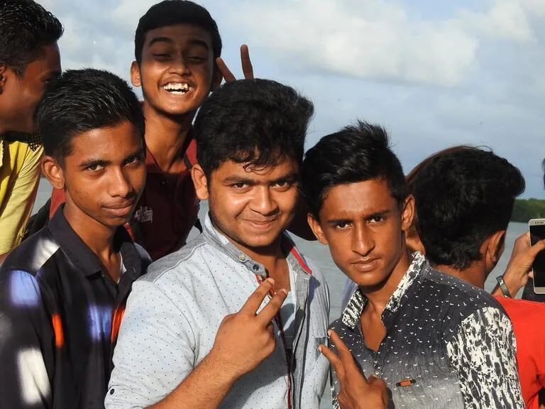 バングラデシュ旅行で出会った少年たち