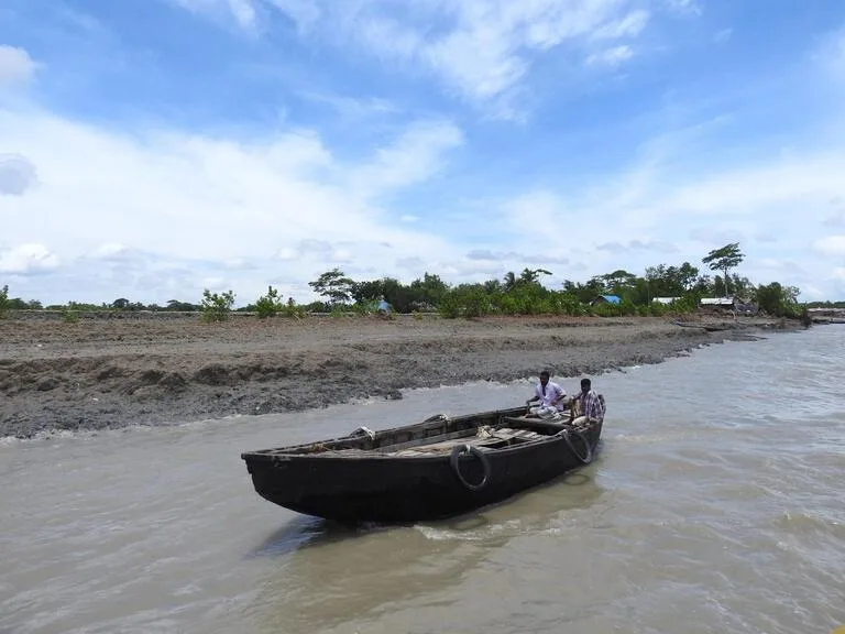 バングラデシュのデルタ地帯で暮らす人々