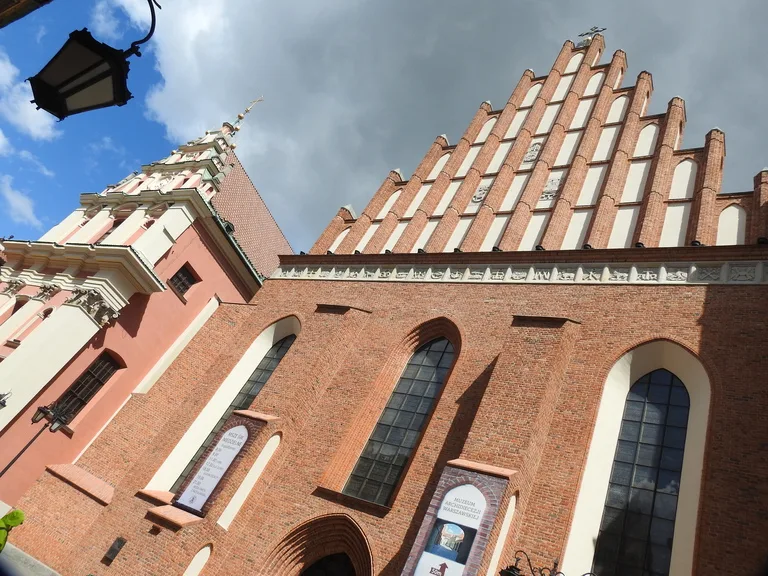 ワルシャワ聖ヨハネス大聖堂（St. John’s Archcathedral / Archikatedra św. Jana w Warszawie）