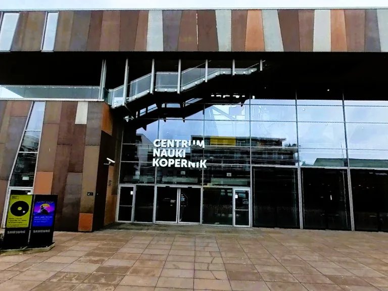 ワルシャワのコペルニクス科学センター（Copernicus Science Centre）