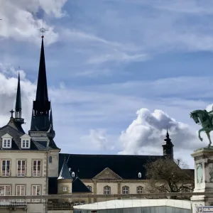 ルクセンブルグ市のウィリアム2世大公の記念碑