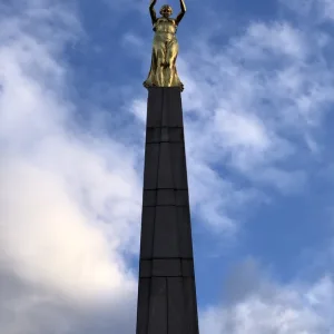 ルクセンブルグにある戦争の慰霊碑、Gelle Fra