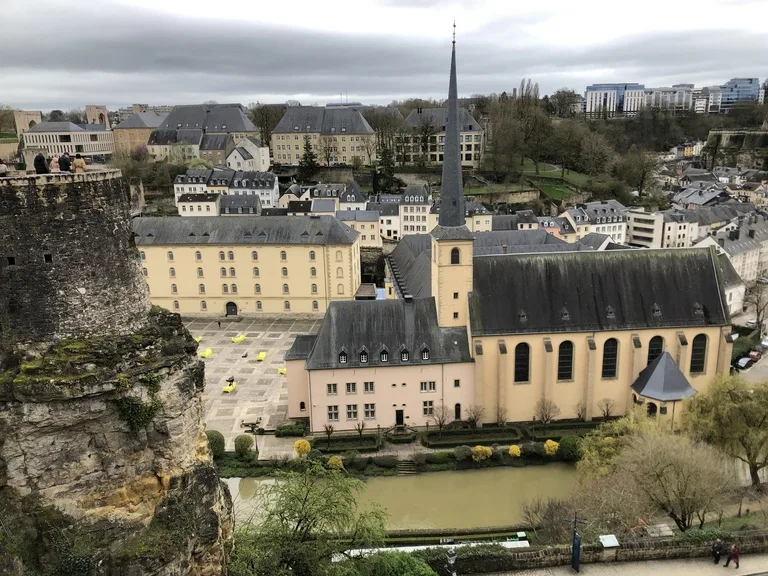 ルクセンブルグのノイミュンスター修道院文化会館(Neumünster Abbey/Centre Culturel de Rencontre Abbaye de Neumünster)