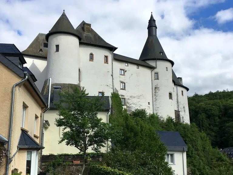 ルクセンブルグのクレルヴォー城(Château de Clervaux)外観