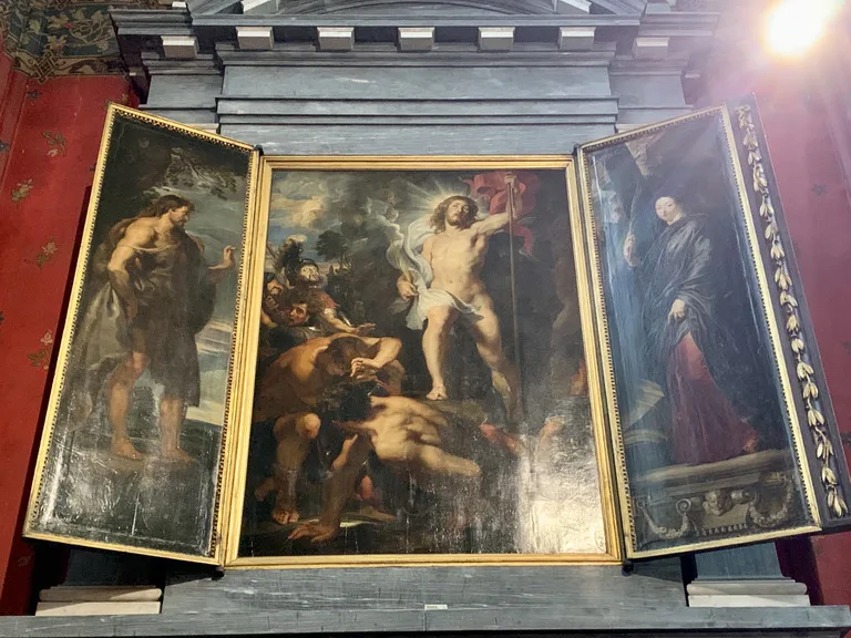 アントワープのノートルダム大聖堂にある復活のキリスト