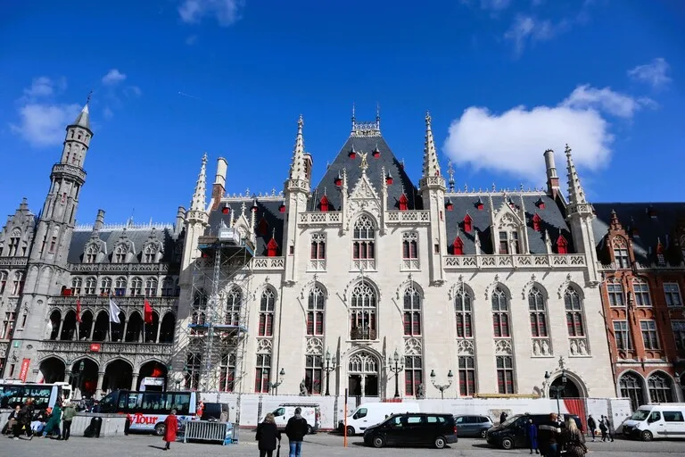 ベルギーのブルージュにあるプロヴィンシアール・ホフ（Provinciaal Hof）