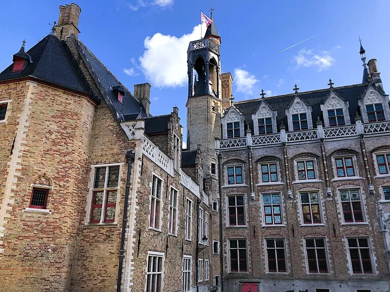 ベルギーのブルージュにあるグルートフーズ博物館 （Gruuthusemuseum）