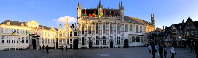 ベルギーのブルージュにあるブルフ広場（De Burg）