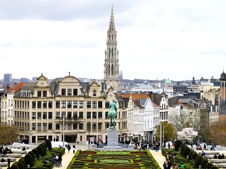 ベルギーの芸術の丘から見渡すブリュッセルの街並み