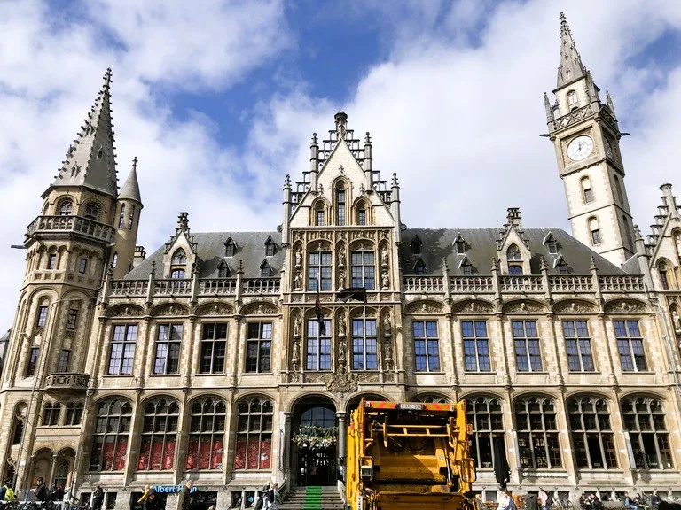 ベルギーのゲントにある1898 The Post