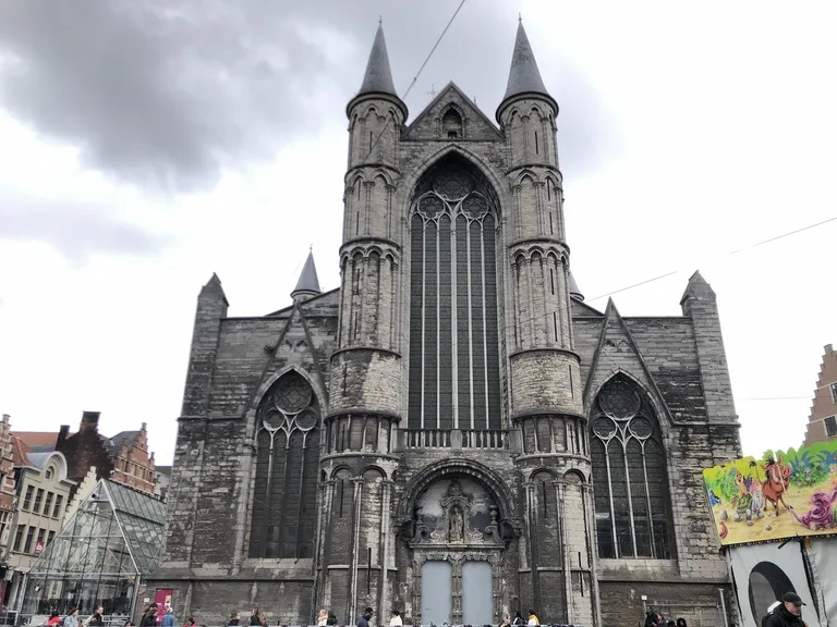 ベルギーのゲントにある聖ニコラス教会