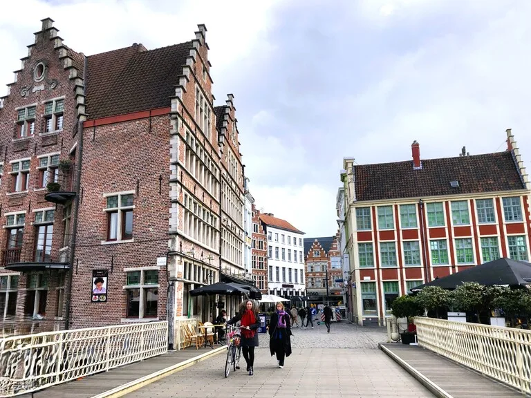 ゲントのグラスレイ＆コーレンレイを結ぶ橋、Grasbrug