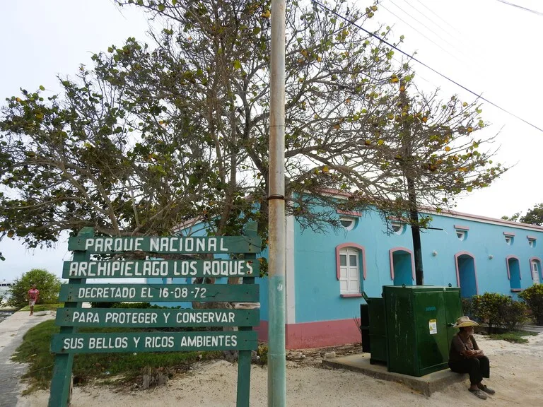 ロスロケス諸島のグラン・ロケの町