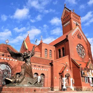 ベラルーシの首都ミンスクにあるコスチョル・スヴャティフ・シモナ・イ・エレニ