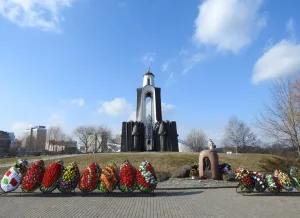 ベラルーシの首都ミンスクにある勇気と悲しみの島（Island of Courage and Sorrow）