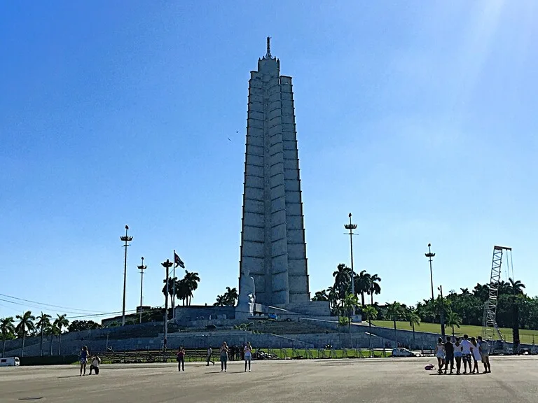 ハバナの革命広場にあるホセ・マルティ記念塔(José Martí Memorial)