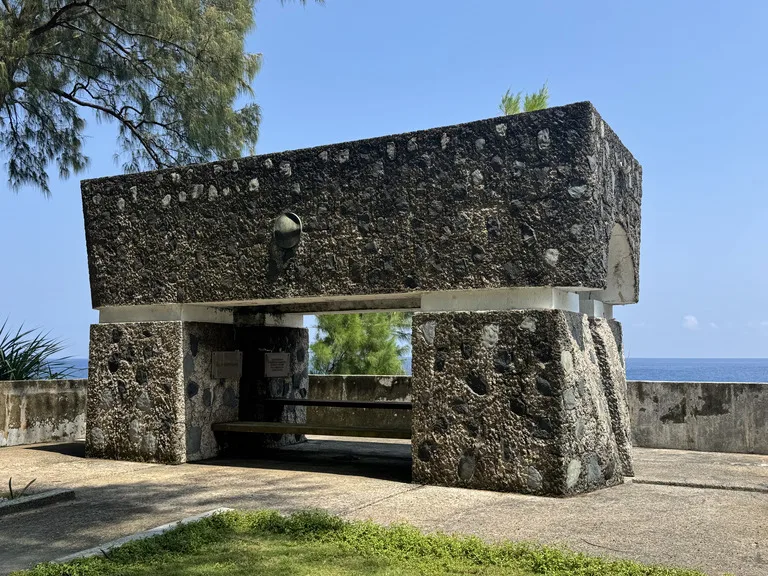 ペリリュー平和記念公園（Peleliu Peace Memorial Park）